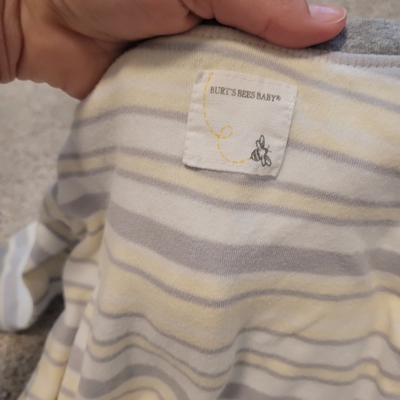 Burt's Bee Baby Boy Striped Pajamas Size 6-9 Months - Picture 4 of 4